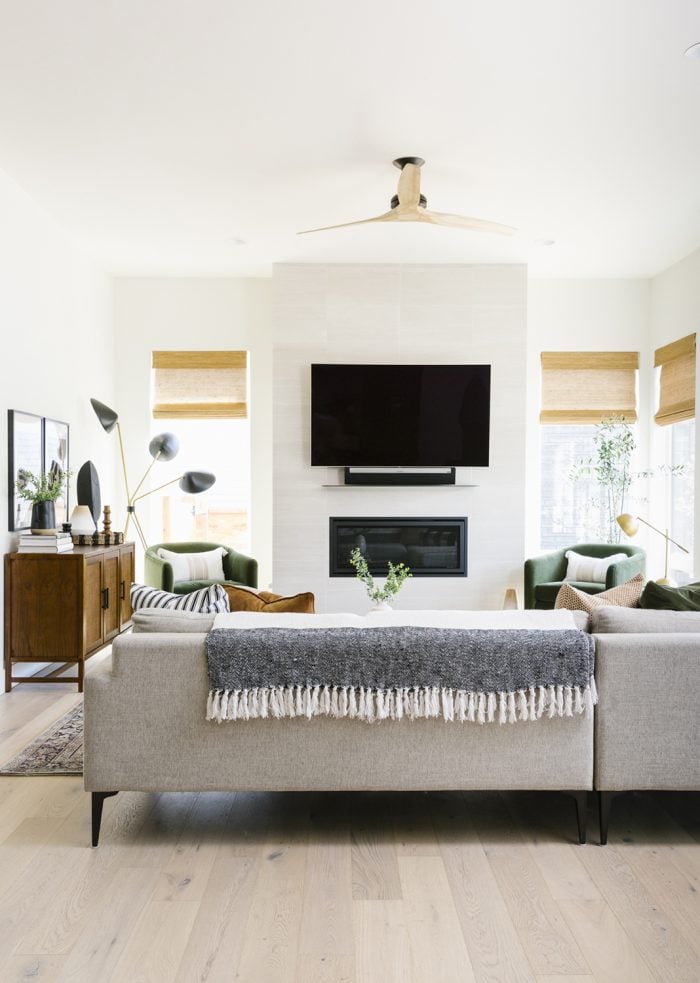 ۱۶ روش عالی برای چیدمان تلویزیون در یک اتاق نشیمن کوچک، بخش اول1 ۱۶ روش عالی برای چیدمان تلویزیون در یک اتاق نشیمن کوچک، بخش اول1