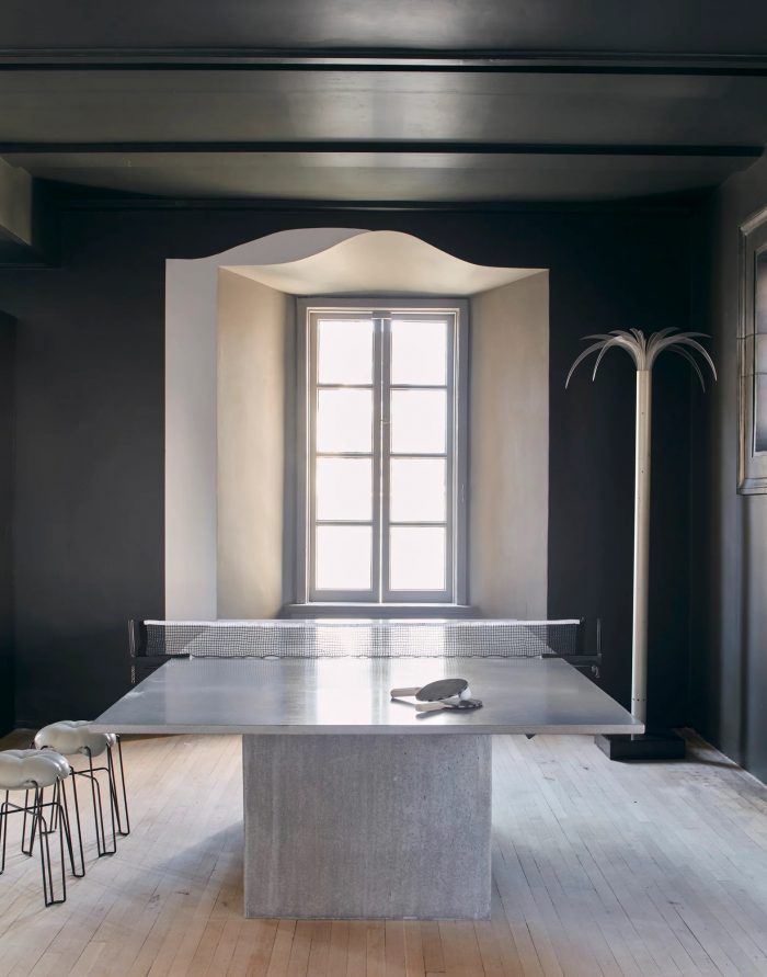 رنگ تیره برای دیوار-5 رنگ تیره برای دیوار-5